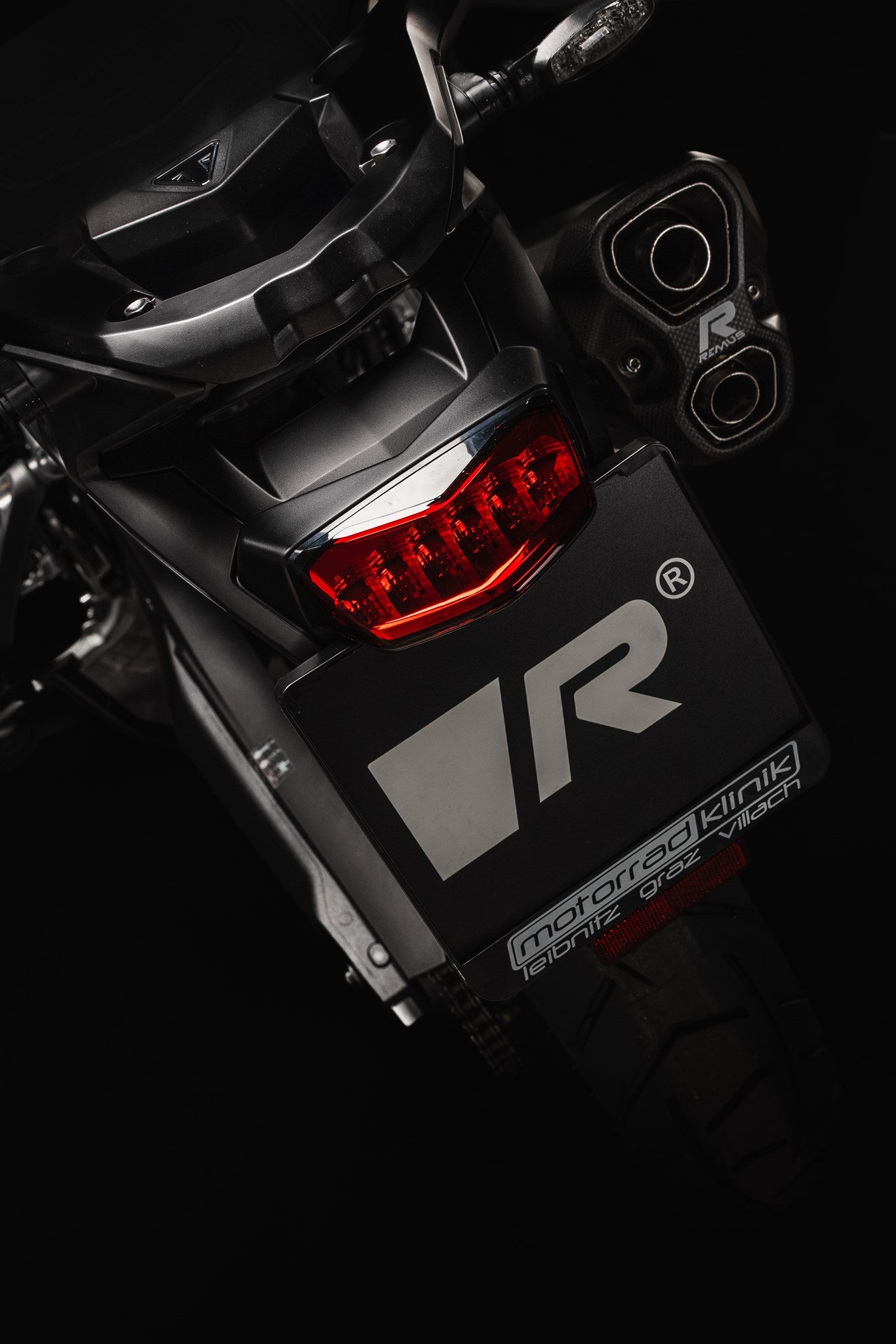 Remus 8 2.0 stainless steel black EC approved slip-on for TRIUMPH TIGER 900 /GT /RALLY 2024