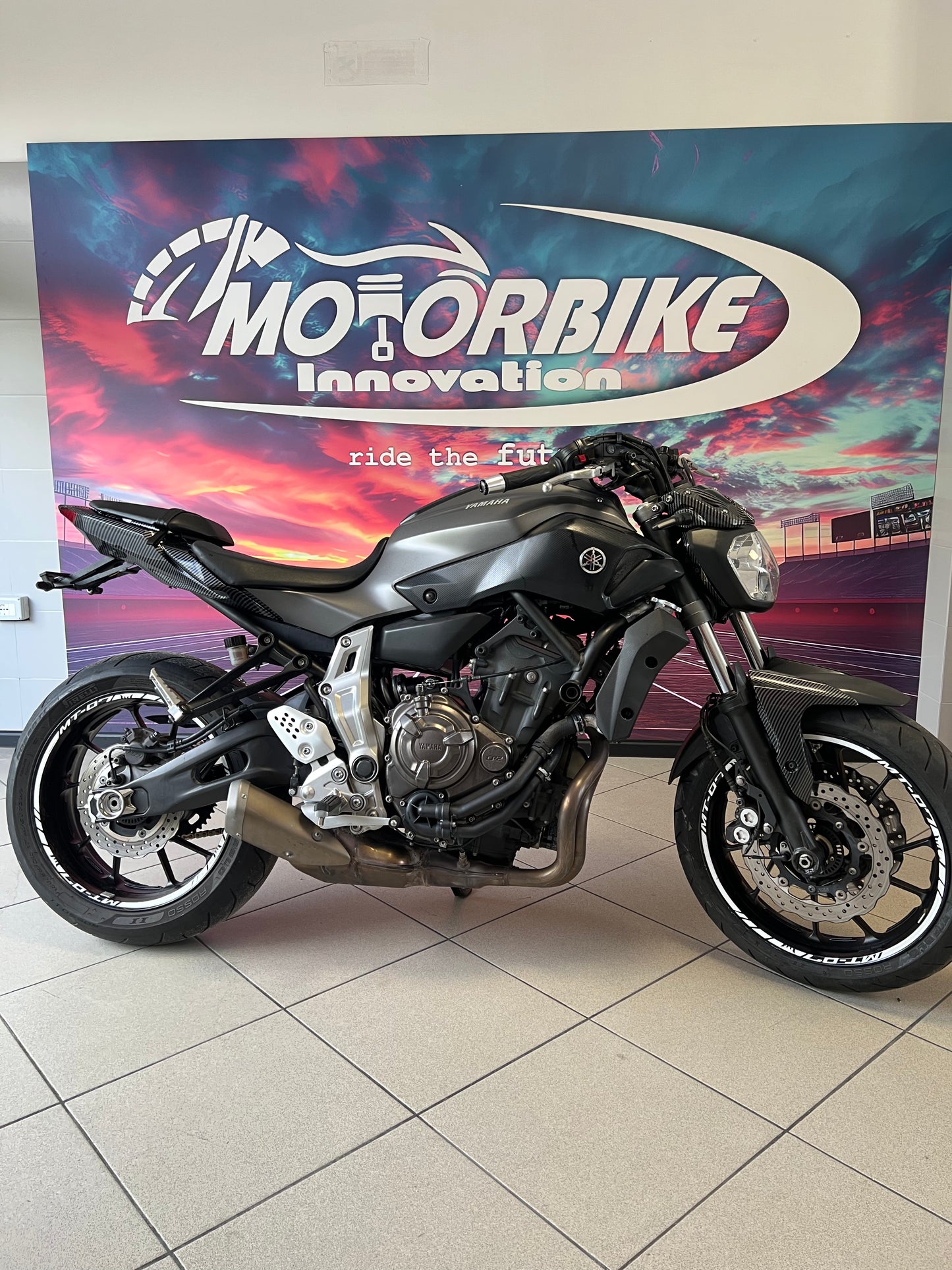Yamaha MT-07 2015