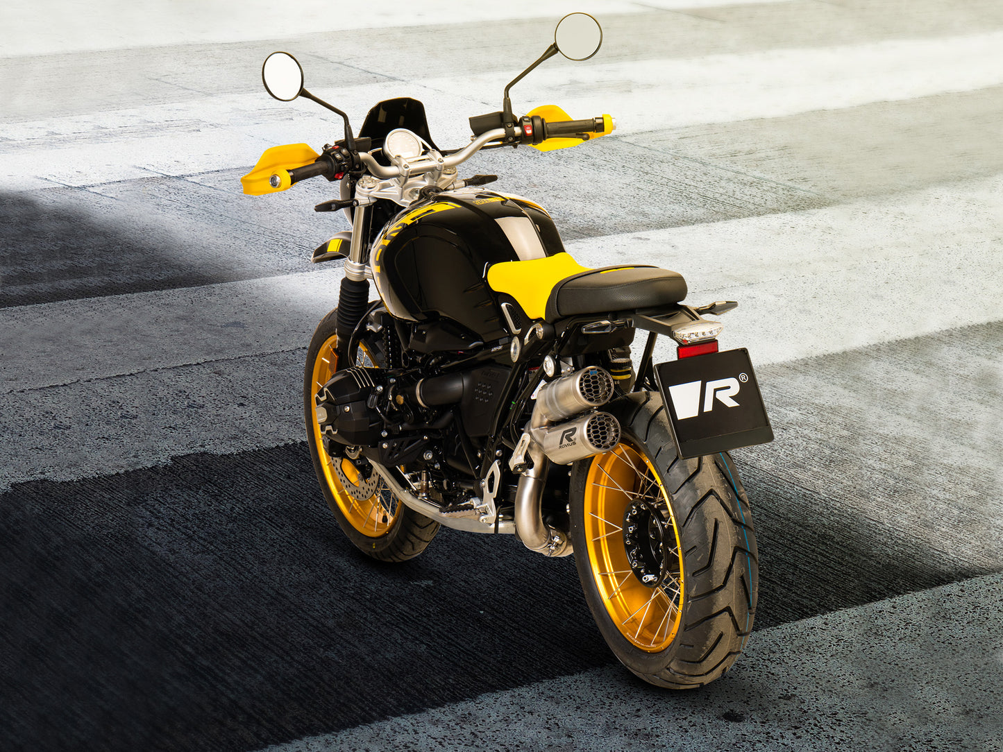 Remus Double Mesh stainless steel brushed homologated slip-on for BMW R NINE-T 2021-2023