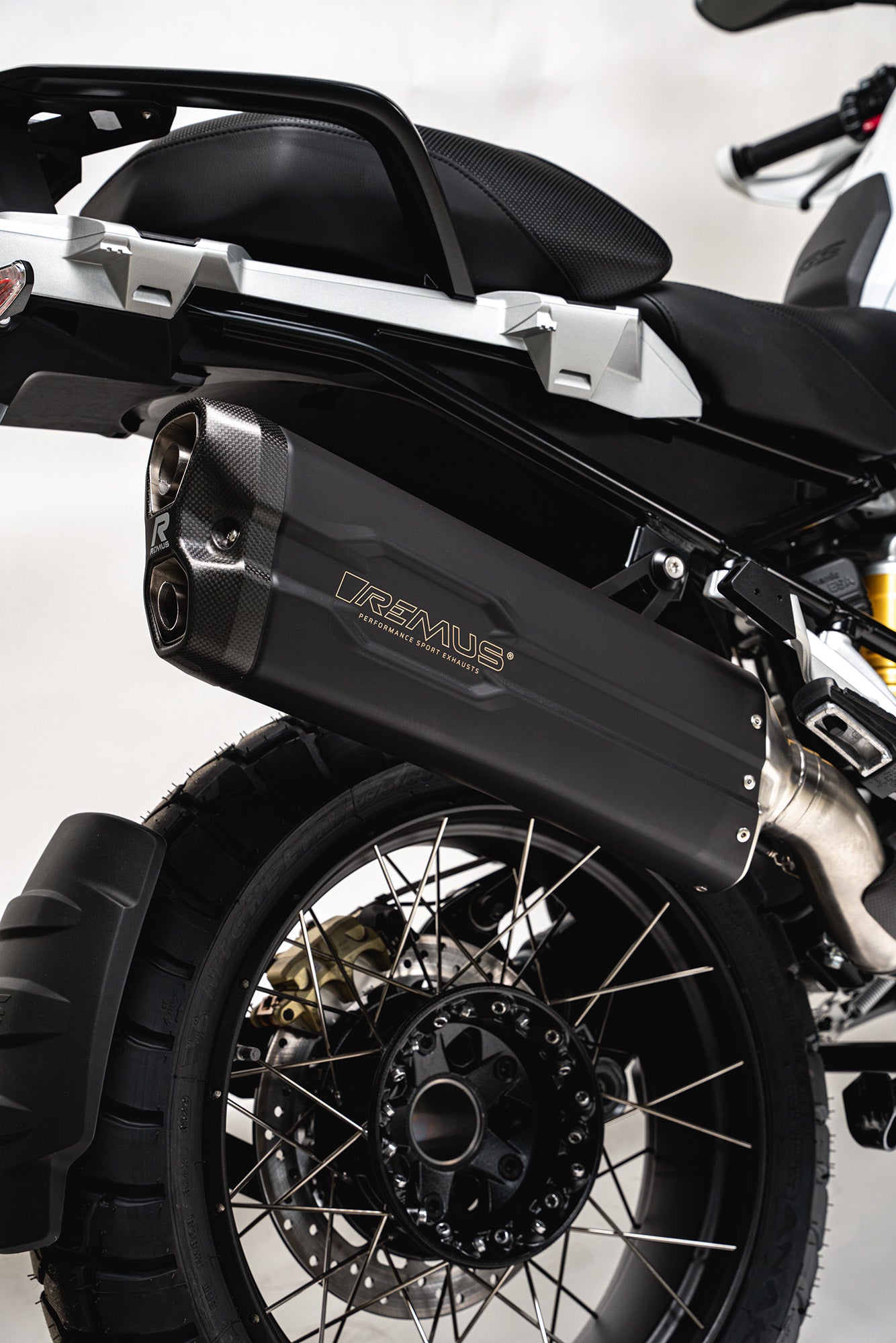 Remus 8 2.0 stainless steel black racing slip-on for BMW R 1250 GS /ADVENTURE 2019-2023